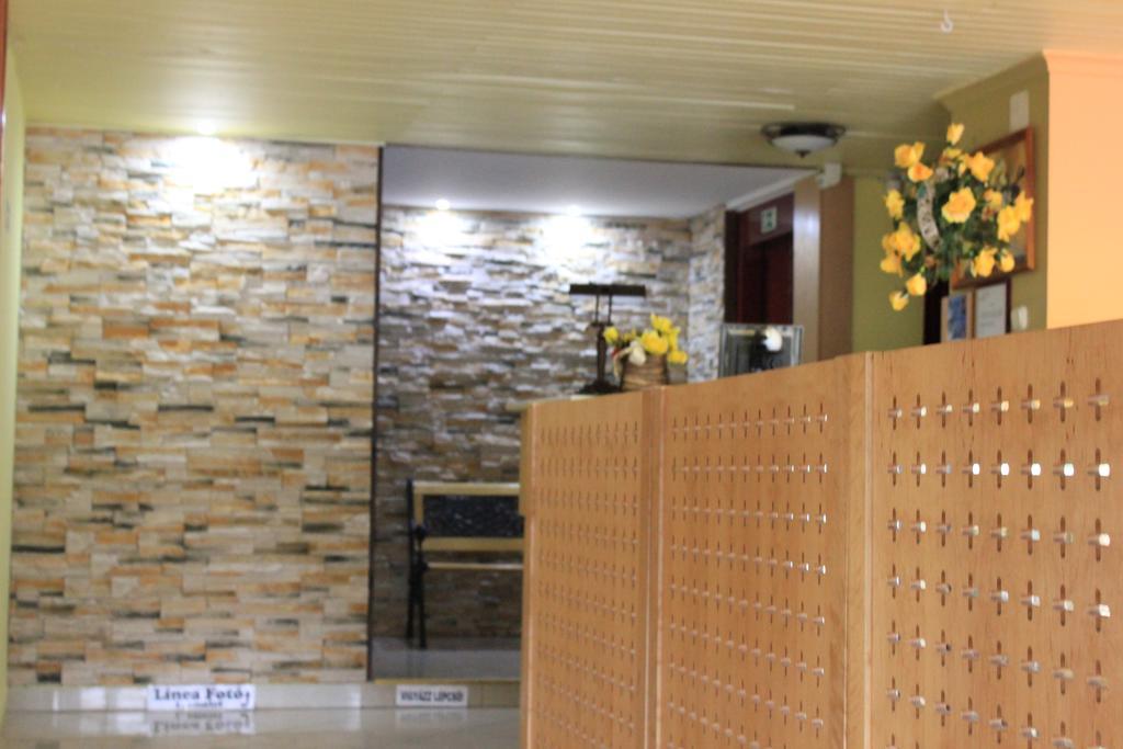 Hotel Ajka 1 Luaran gambar